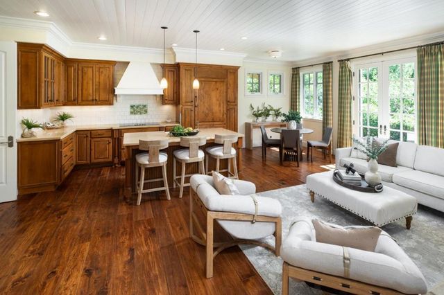 25550 Moody Road, Los Altos Hills, CA 94022