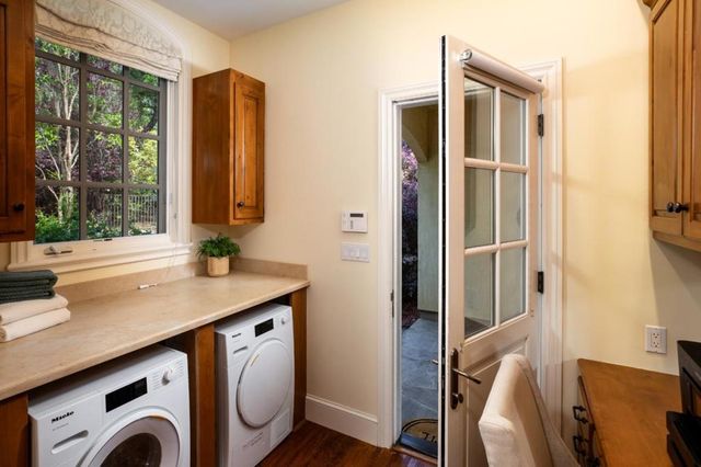 25550 Moody Road, Los Altos Hills, CA 94022