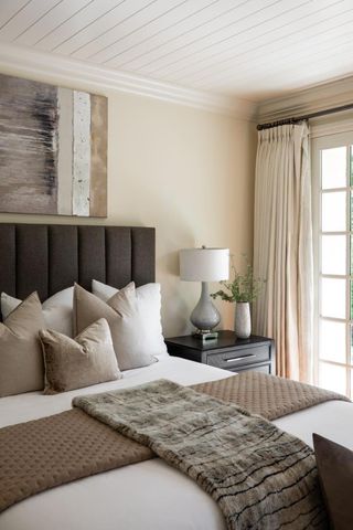 25550 Moody Road, Los Altos Hills, CA 94022