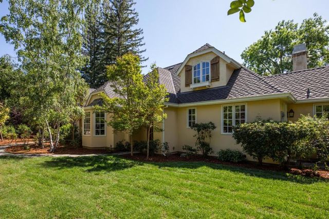 25550 Moody Road, Los Altos Hills, CA 94022
