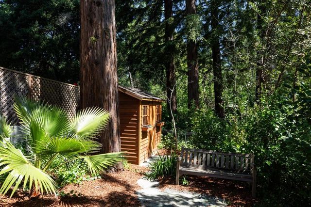 25550 Moody Road, Los Altos Hills, CA 94022