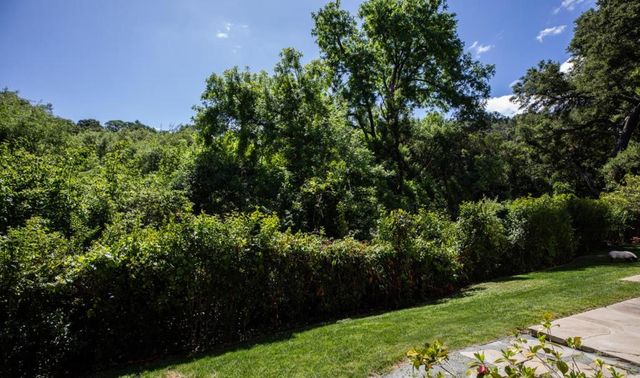 25550 Moody Road, Los Altos Hills, CA 94022