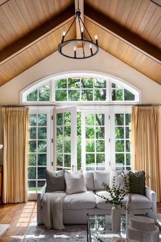 25550 Moody Road, Los Altos Hills, CA 94022