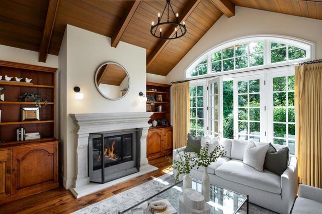 25550 Moody Road, Los Altos Hills, CA 94022