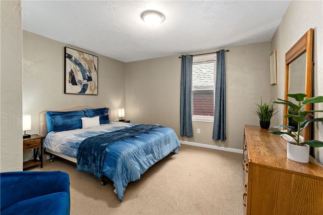 239 ALBERT ST, Pittsburgh, PA 15211