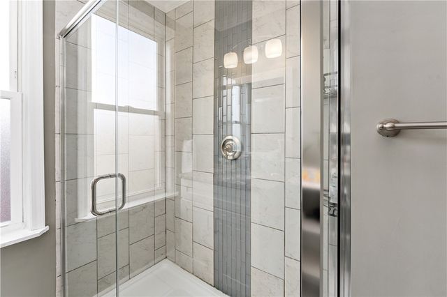 239 ALBERT ST, Pittsburgh, PA 15211