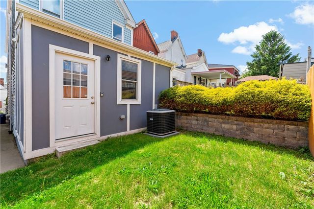 239 ALBERT ST, Pittsburgh, PA 15211