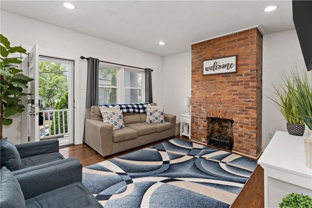 239 ALBERT ST, Pittsburgh, PA 15211