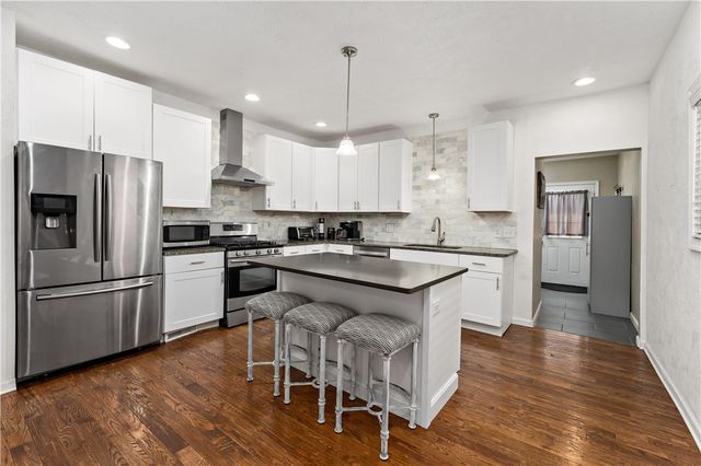 239 ALBERT ST, Pittsburgh, PA 15211