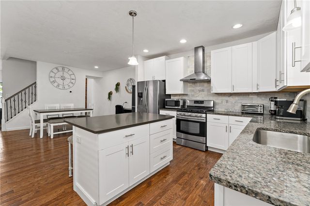 239 ALBERT ST, Pittsburgh, PA 15211