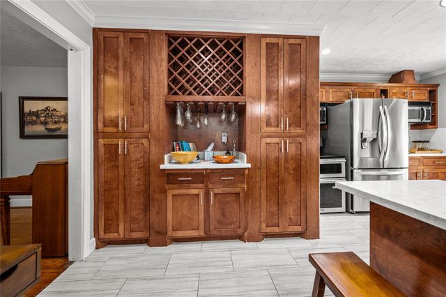 2311 Addison Road, Houston, TX 77030