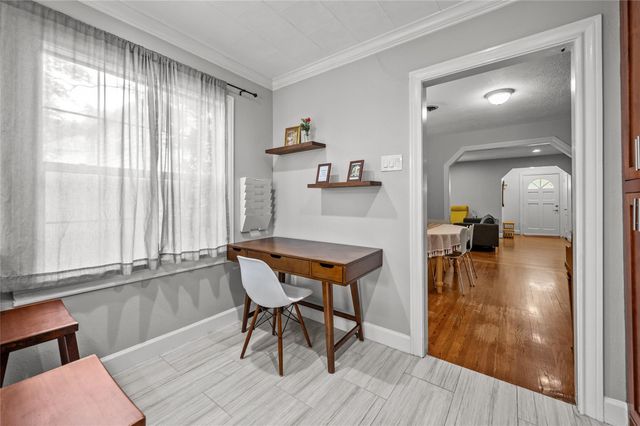 2311 Addison Road, Houston, TX 77030