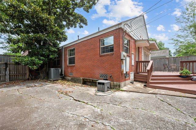 2311 Addison Road, Houston, TX 77030