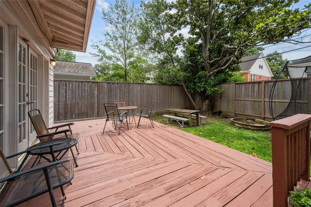 2311 Addison Road, Houston, TX 77030