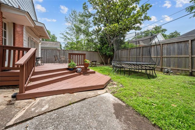2311 Addison Road, Houston, TX 77030