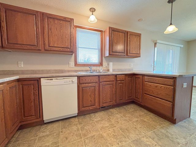 32807 200th Street, Underwood, MN 56586