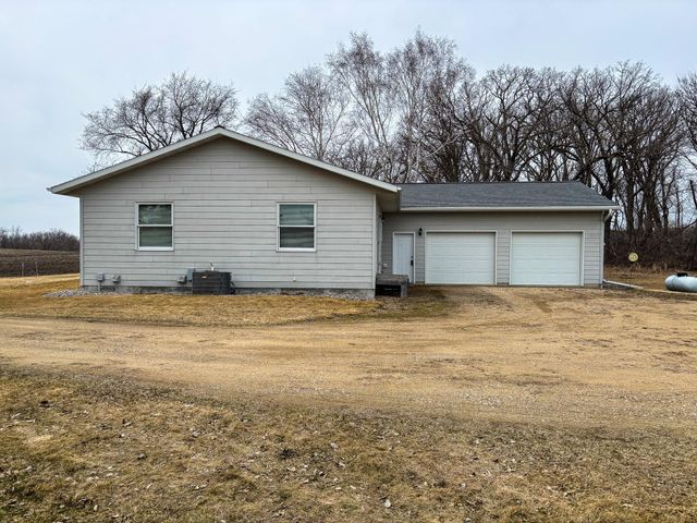 32807 200th Street, Underwood, MN 56586