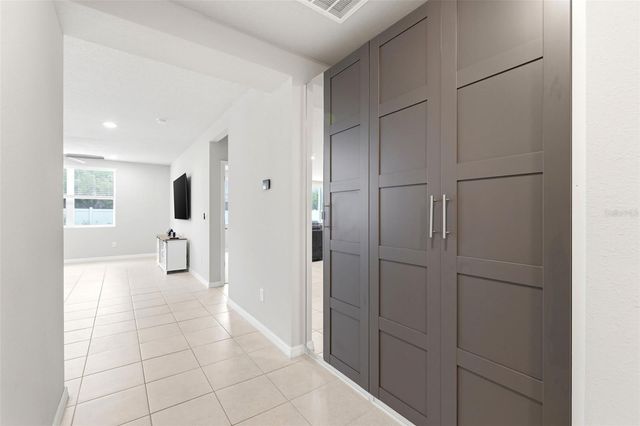 38905 HARLOW ROSE DRIVE, Zephyrhills, FL 33540