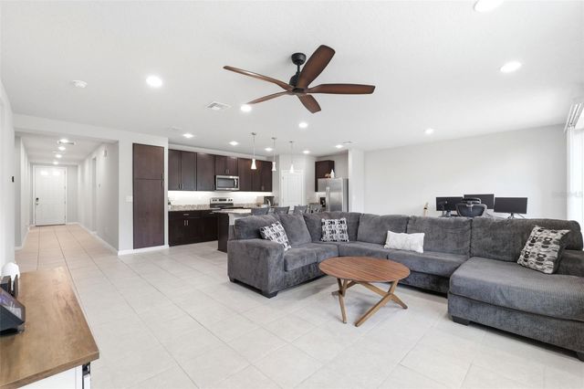 38905 HARLOW ROSE DRIVE, Zephyrhills, FL 33540