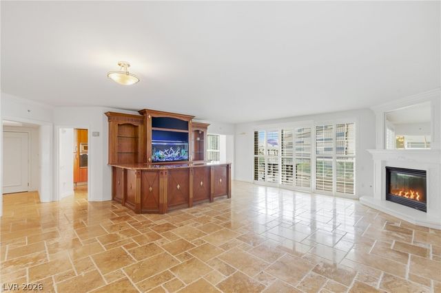2747 Paradise Road 501, Las Vegas, NV 89109