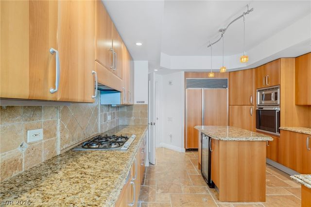 2747 Paradise Road 501, Las Vegas, NV 89109