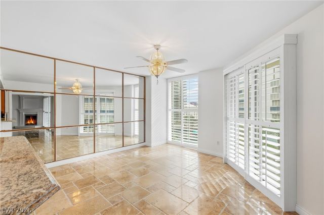 2747 Paradise Road 501, Las Vegas, NV 89109