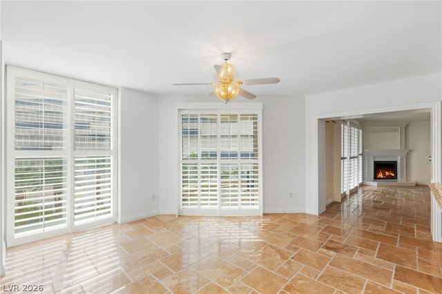 2747 Paradise Road 501, Las Vegas, NV 89109