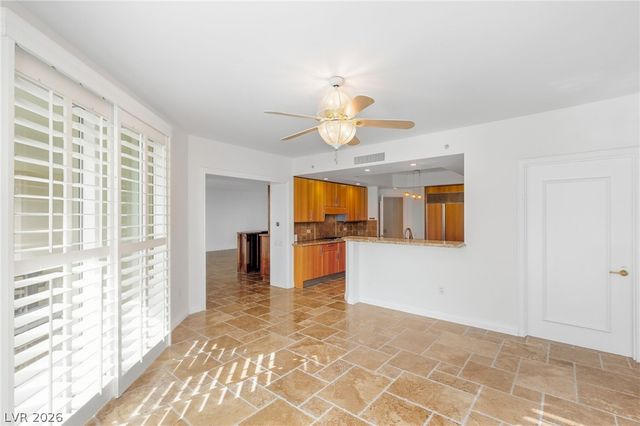 2747 Paradise Road 501, Las Vegas, NV 89109