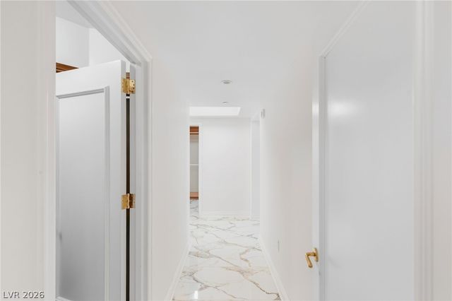 2747 Paradise Road 501, Las Vegas, NV 89109