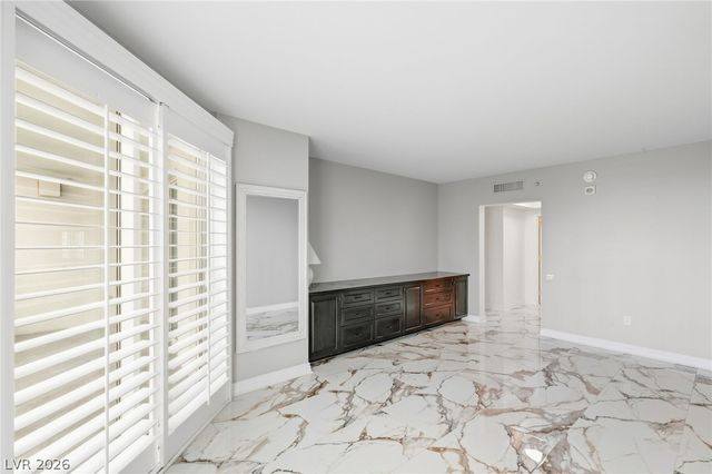 2747 Paradise Road 501, Las Vegas, NV 89109