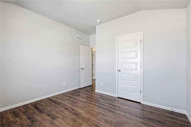 21303 W 219th Street, Spring Hill, KS 66083