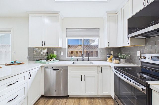 7724 Turquoise St, Dublin, CA 94568