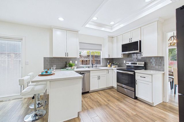 7724 Turquoise St, Dublin, CA 94568