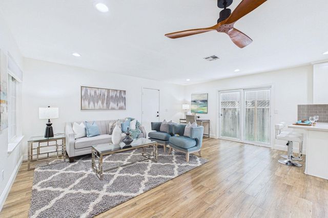 7724 Turquoise St, Dublin, CA 94568