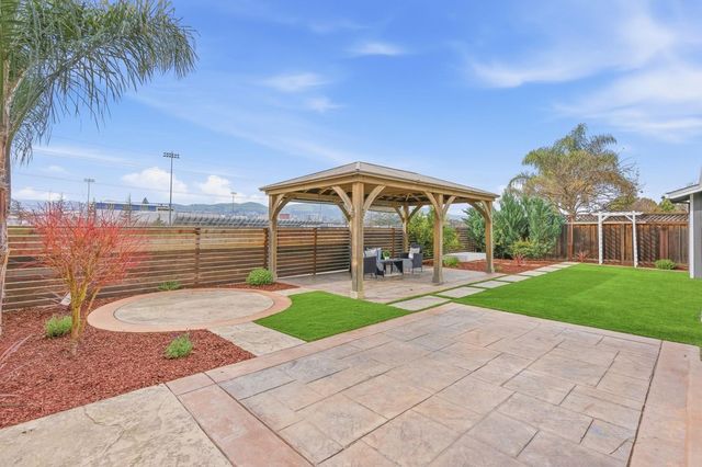 7724 Turquoise St, Dublin, CA 94568