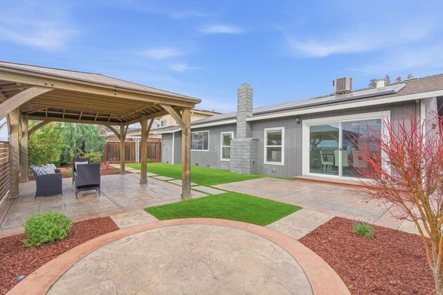7724 Turquoise St, Dublin, CA 94568