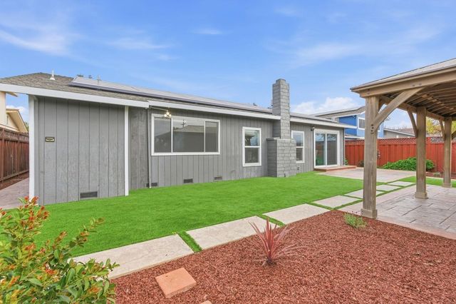 7724 Turquoise St, Dublin, CA 94568