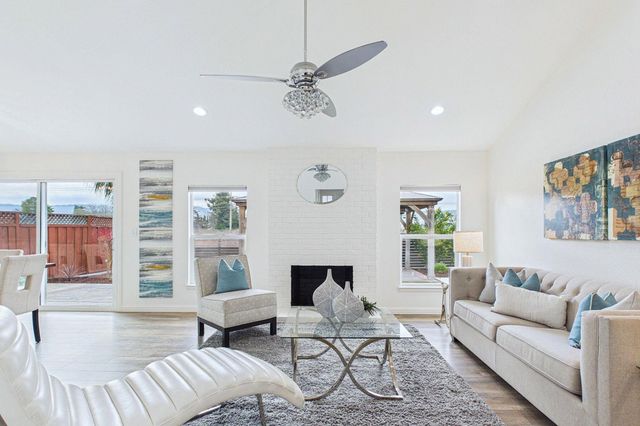 7724 Turquoise St, Dublin, CA 94568