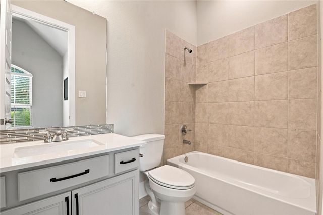 16415 Whiteoak Canyon Drive, Humble, TX 77346