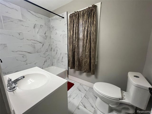 2126 S Deacon Street, Detroit, MI 48217