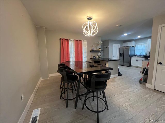 2126 S Deacon Street, Detroit, MI 48217