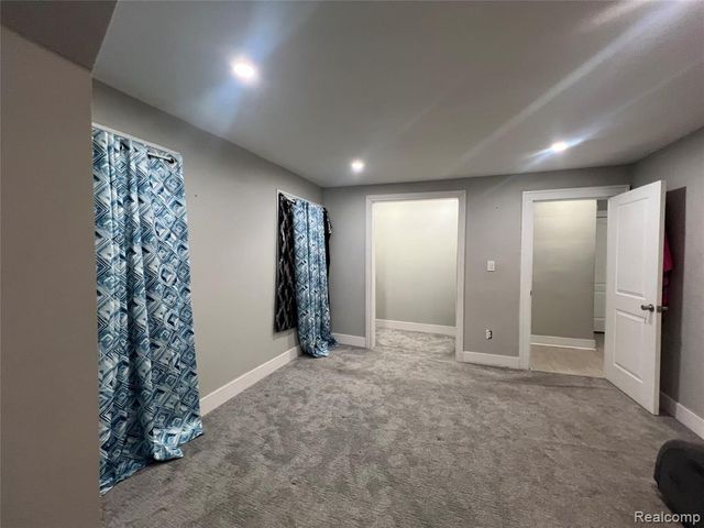 2126 S Deacon Street, Detroit, MI 48217