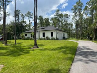 3960 8th AVE SE, Naples, FL 34117