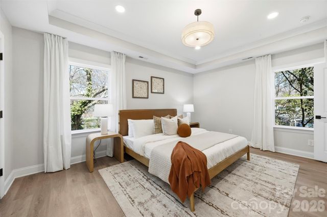 105 N Smallwood Place, Charlotte, NC 28216