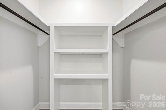 105 N Smallwood Place, Charlotte, NC 28216