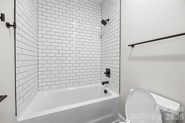 105 N Smallwood Place, Charlotte, NC 28216