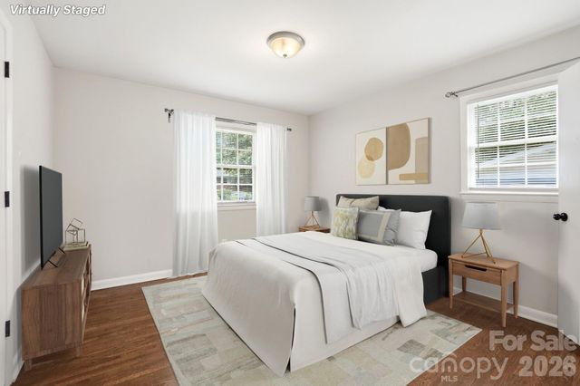 6308 Covecreek Drive, Charlotte, NC 28215