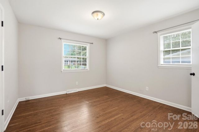 6308 Covecreek Drive, Charlotte, NC 28215