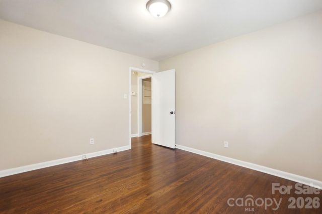 6308 Covecreek Drive, Charlotte, NC 28215