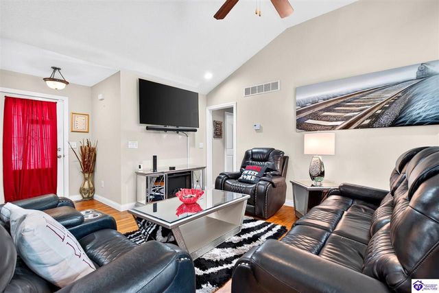 154 Wiltshire Avenue, Radcliff, KY 40160
